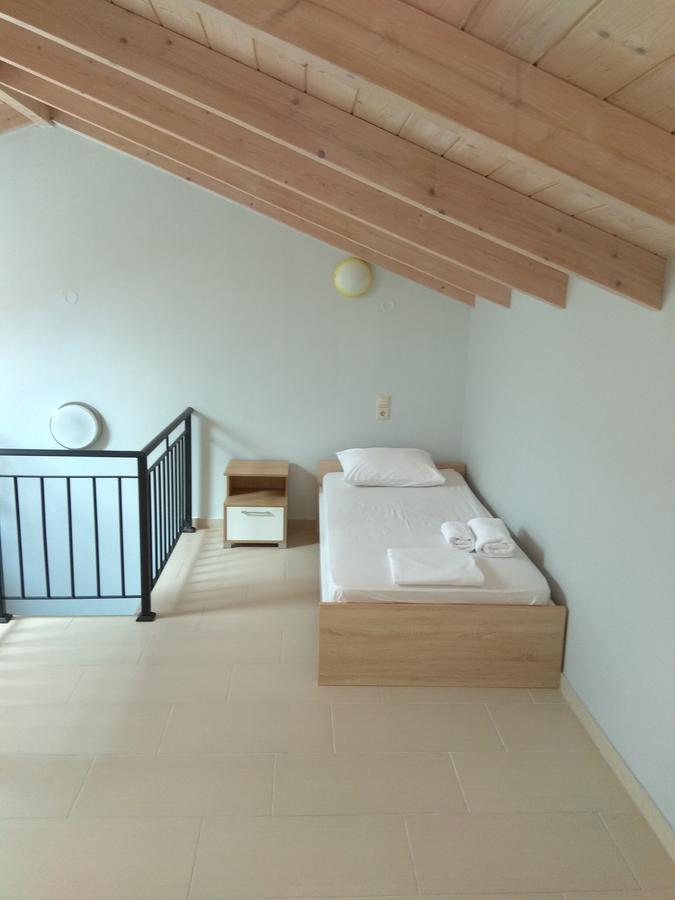 4 Seasons Villas Plataria Esterno foto